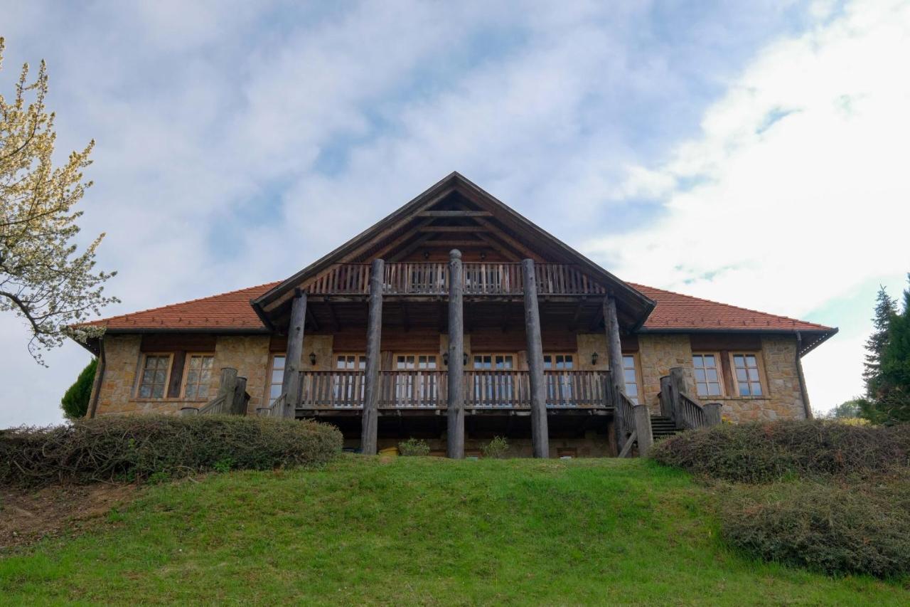 Ferienwohnung Donauresidenz Dunabogdány Exterior foto