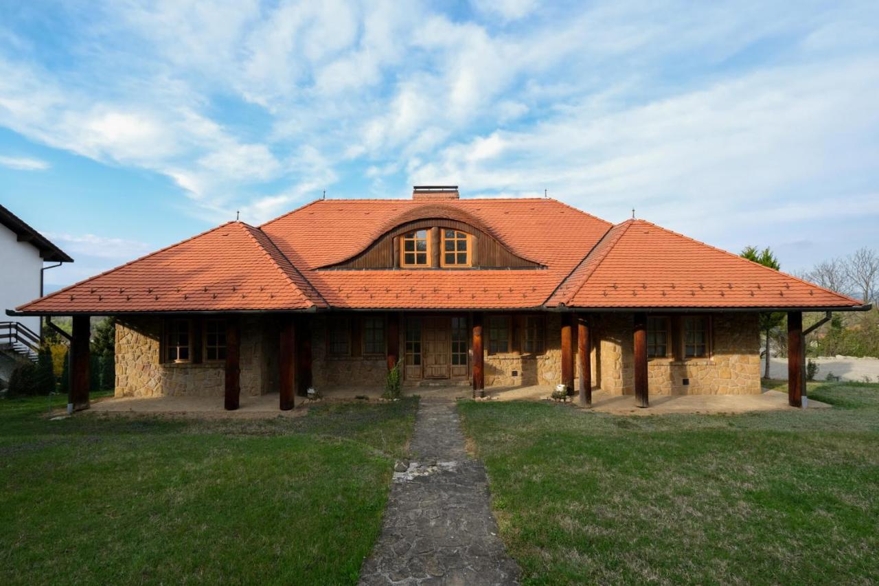 Ferienwohnung Donauresidenz Dunabogdány Exterior foto